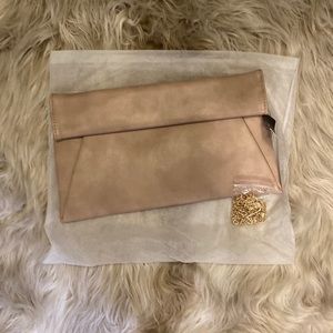 Lulu’s nude envelope clutch/ shoulder bag
